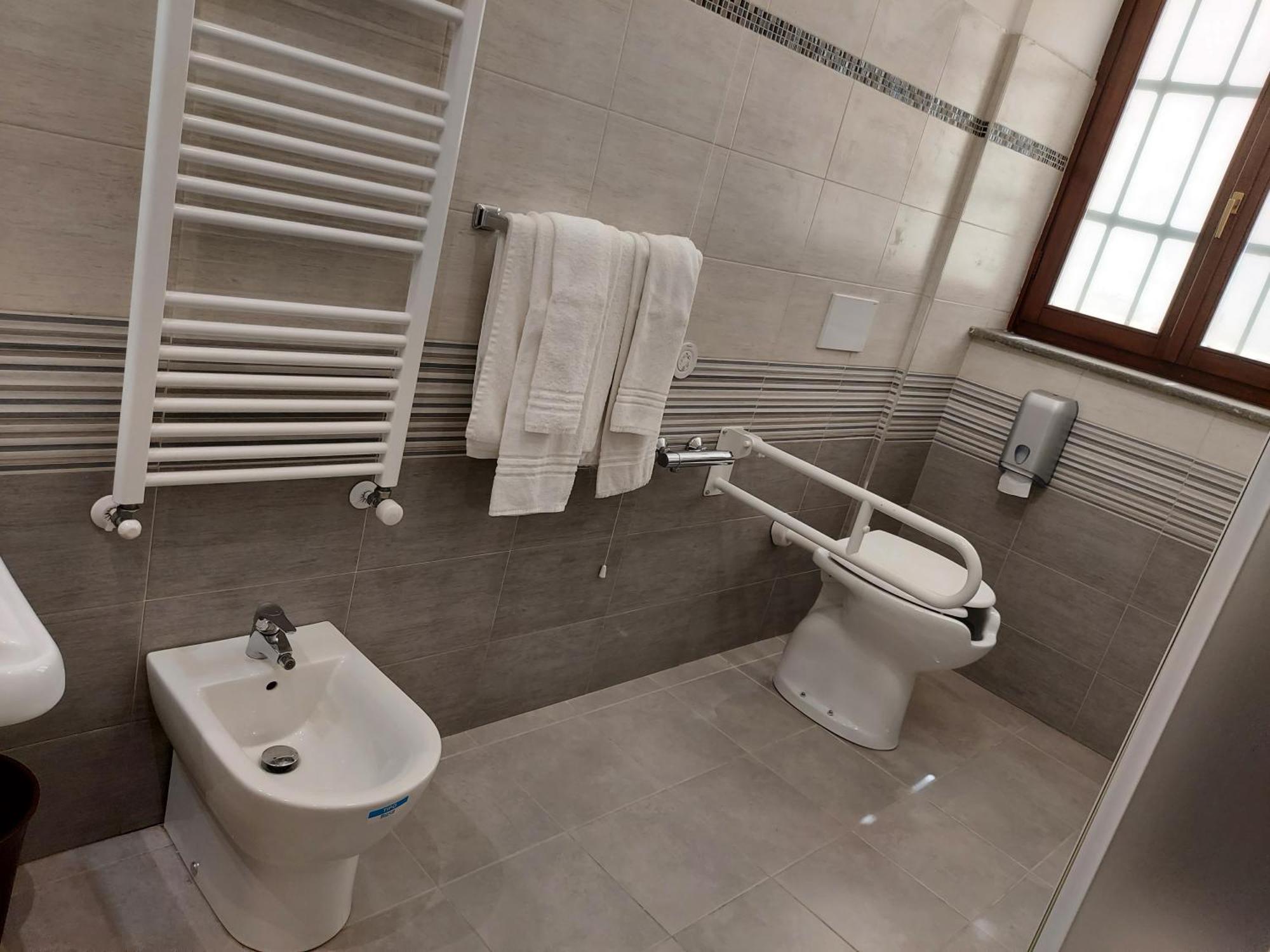 Antico Hotel 2*